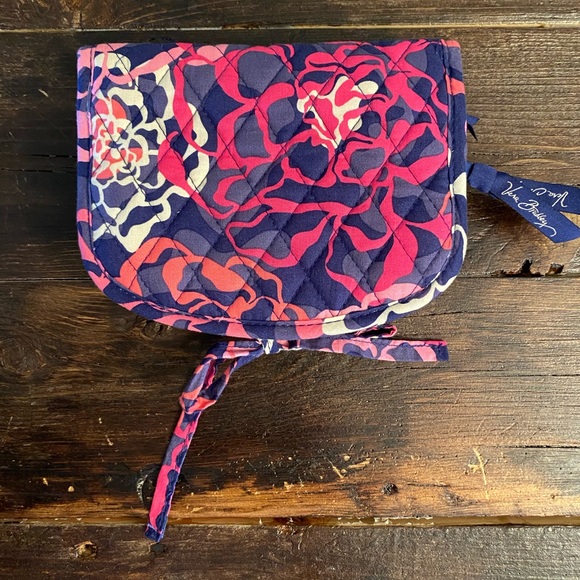 Vera Bradley Jewelry Organizer - Picture 4 of 4